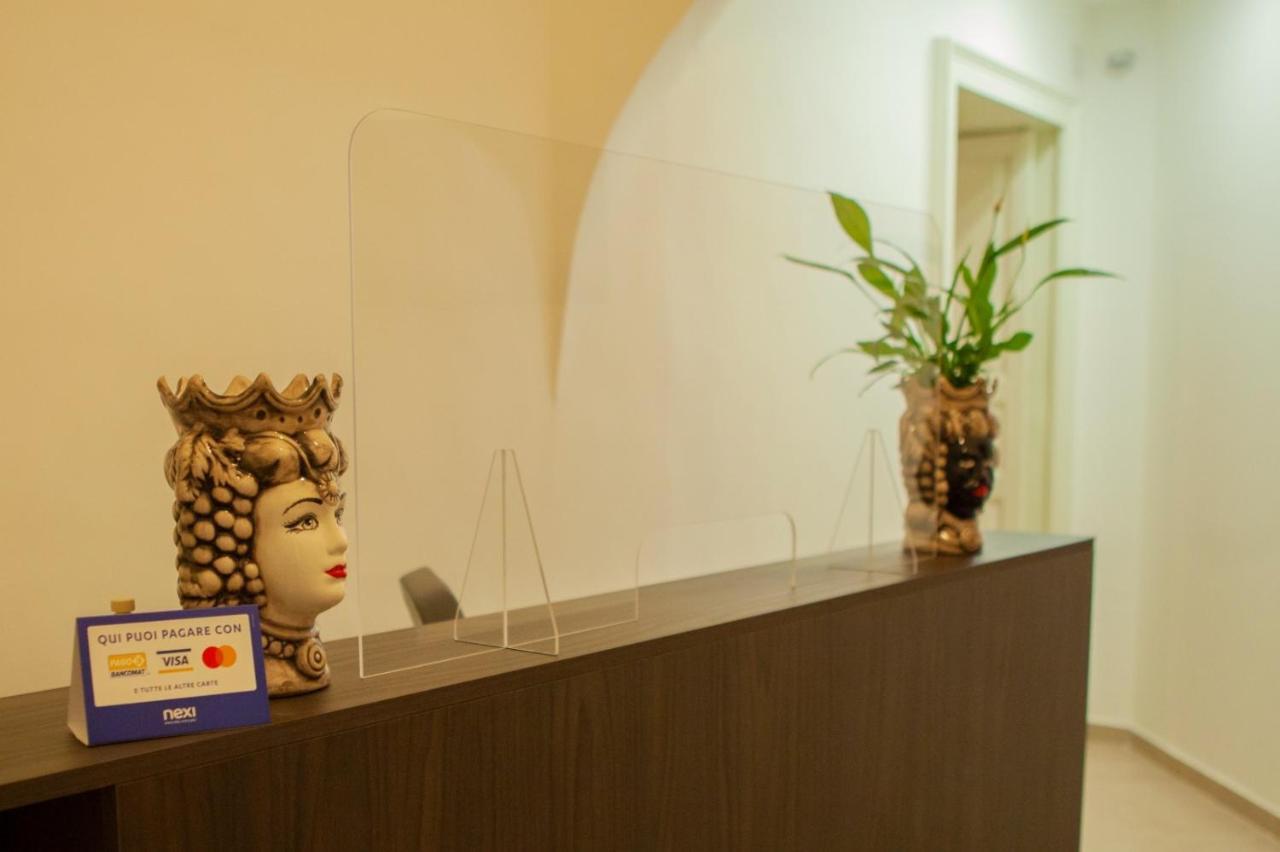 Casapaola B&B Rooms อาชิเรอาเล ภายนอก รูปภาพ