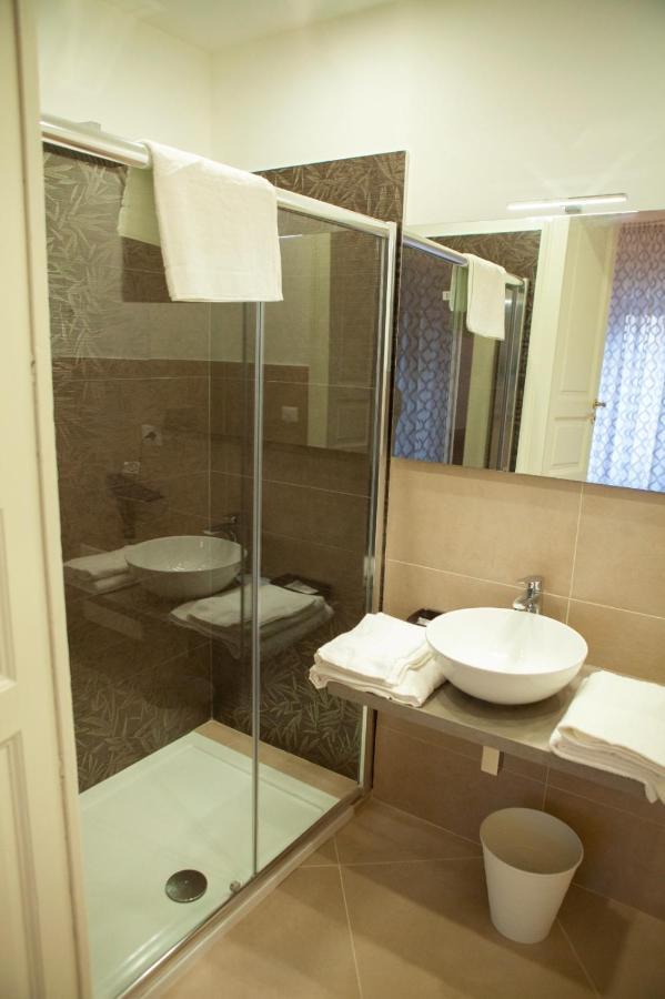 Casapaola B&B Rooms อาชิเรอาเล ภายนอก รูปภาพ